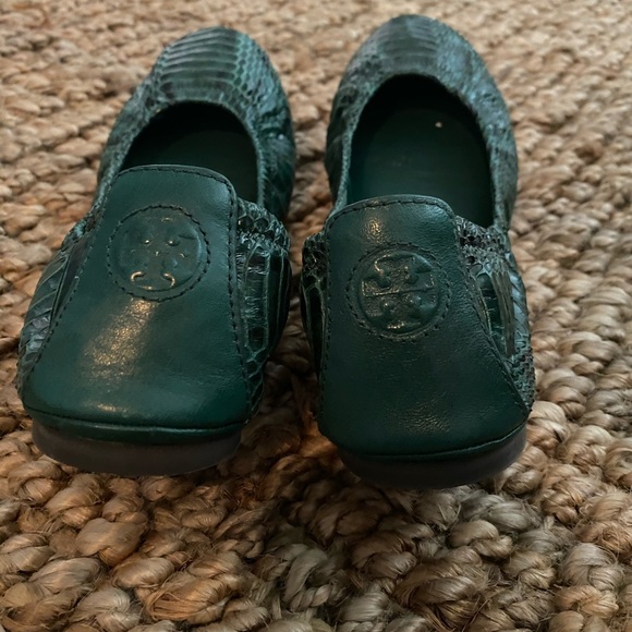 Tory Burch Eddie Ballet Flat in Malachite - Picture 4 of 6